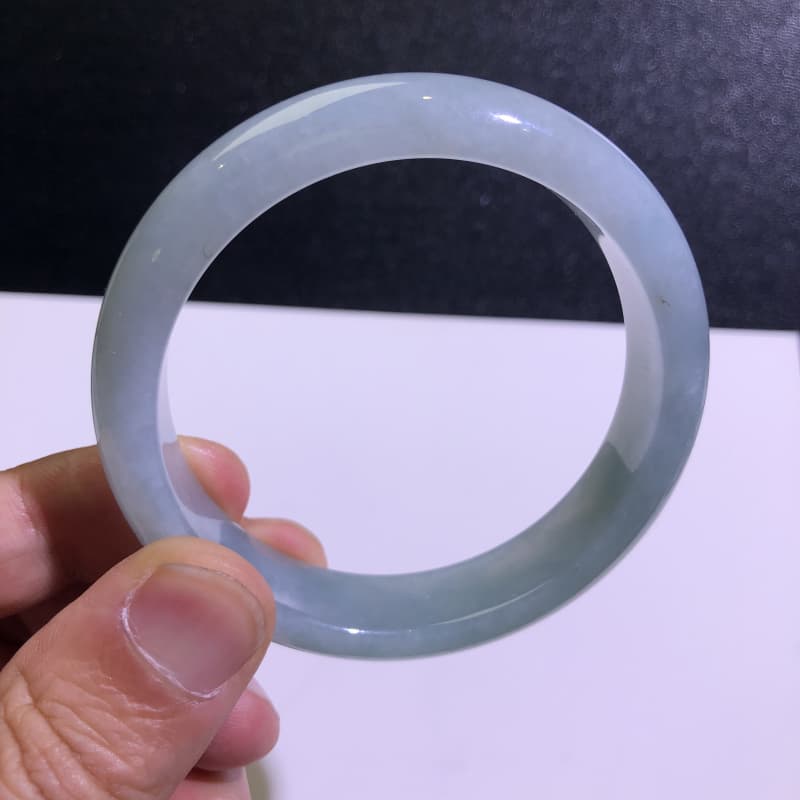 缅甸翡翠正圈手镯