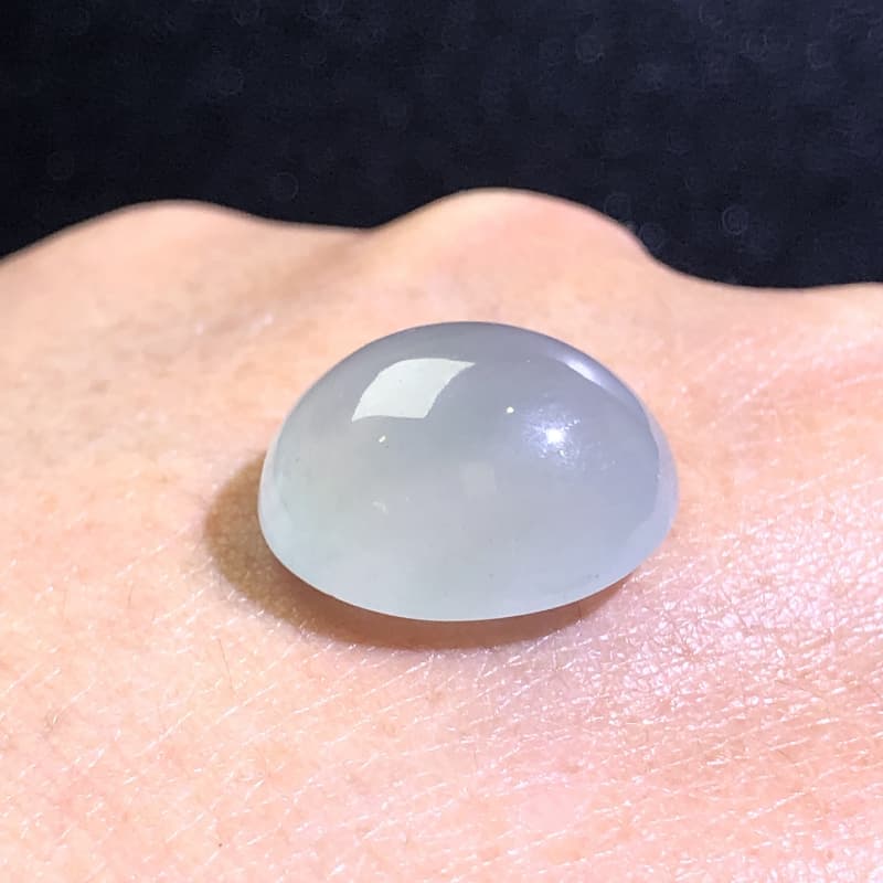 缅甸翡翠冰种大蛋面